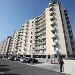 Panoramic Luxury W Garage Happy 2 아파트