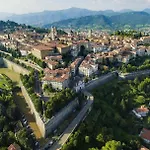 Panoramic Luxury W Garage Happy 2 Bergamo