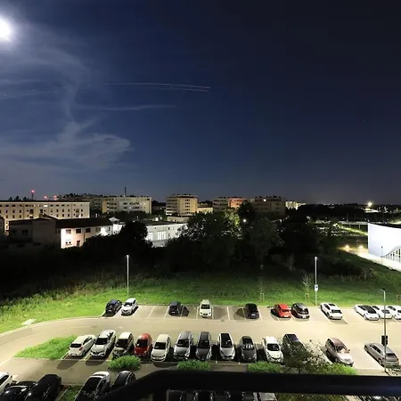 Panoramic Luxury W Garage Happy 2