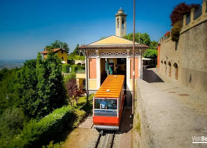 Panoramic Luxury W Garage Happy 2 *