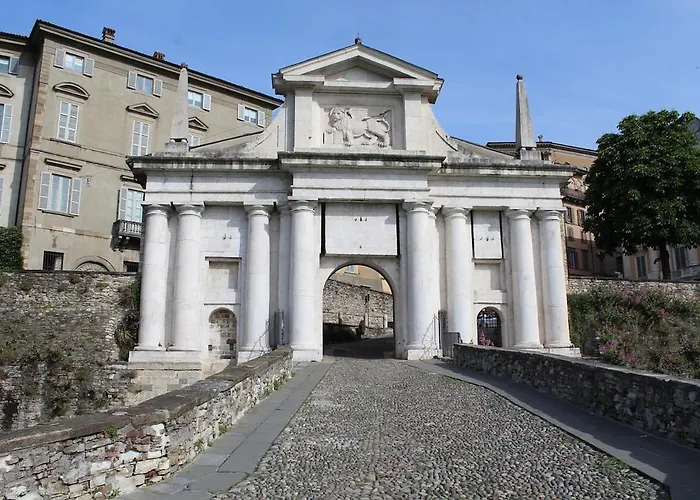 Daire Panoramic Luxury W Garage Happy 2