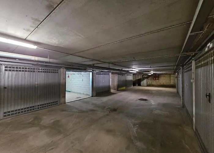 Panoramic Luxury W Garage Happy 2 * ברגמו