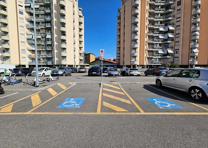 דירה Panoramic Luxury W Garage Happy 2